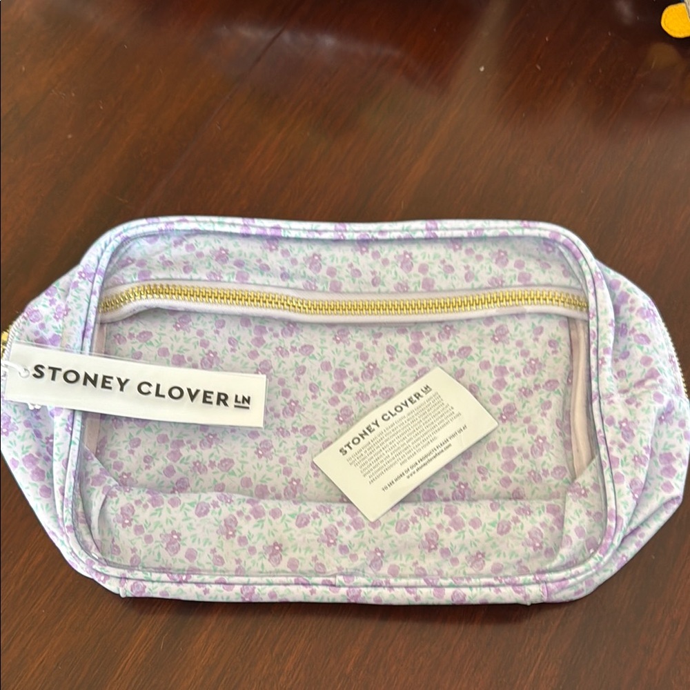NWT SCL LARGE CLEAR FRONT POUCH
